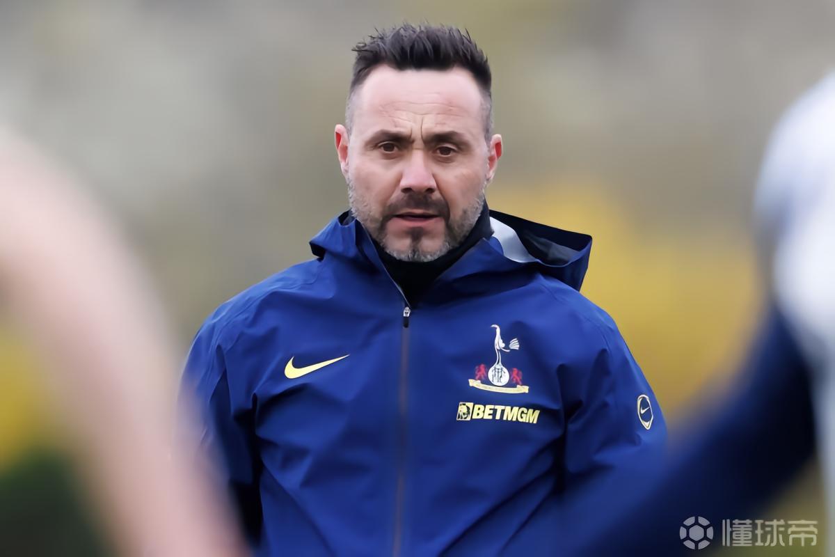 卫报：德泽尔比是一位战术家，但热刺主帅当下的工作是给球员信心