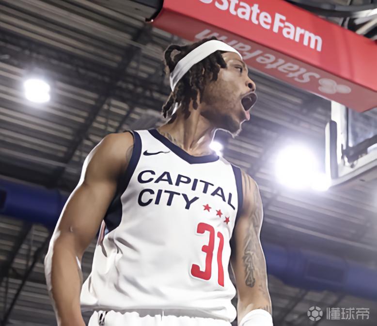 记者：北京首钢将签约前奇才球员威廉姆斯；G联盟场均22.9分