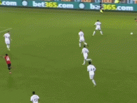 十人罗马1-0热那亚，沙拉维助攻卢卡库头球制胜