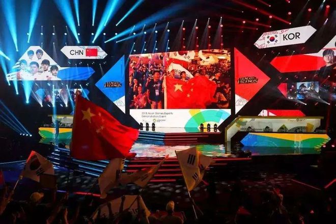 41岁前巴西国脚梅洛宣布退役，24年生涯效力过12支球队