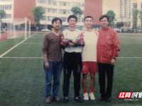 今日！NBA湖人VS活塞，东契奇+詹姆斯联袂出战，能否取得10连胜？CCTV5不转，2大平台直播